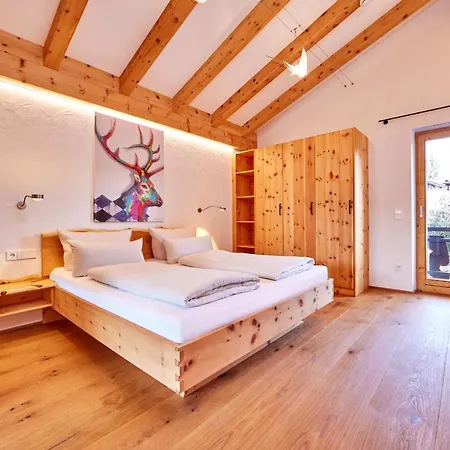 Apartment Wunderschoen *
